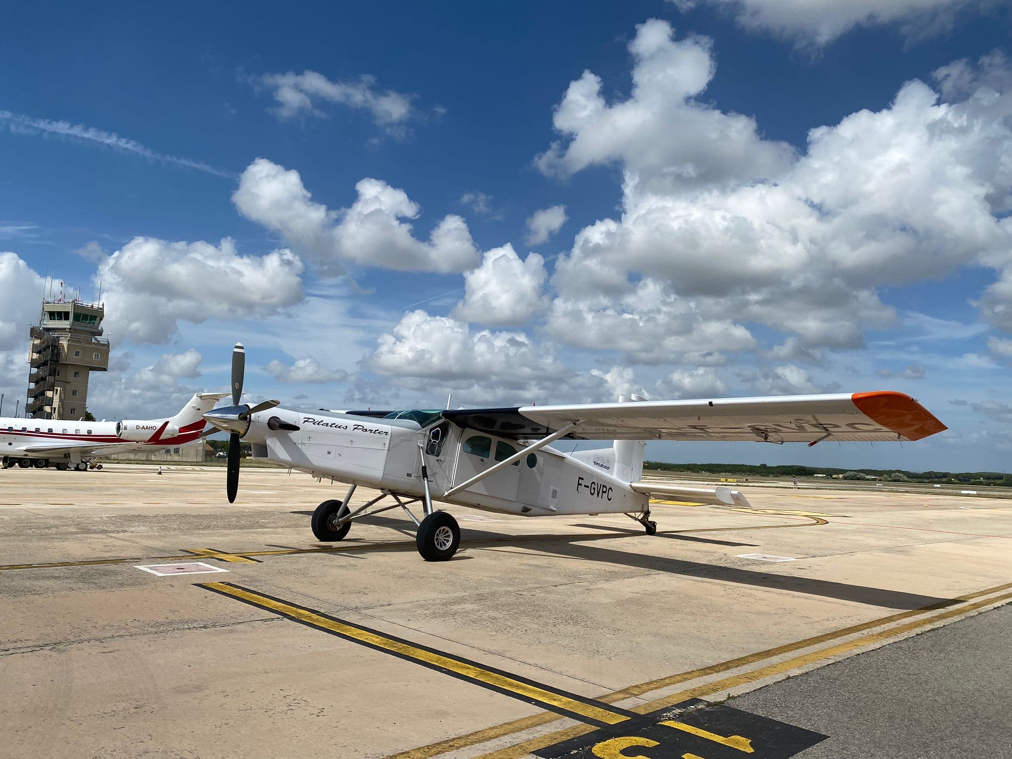 avion extra